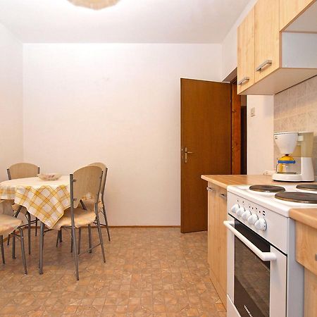 Apartments Dvorine 1210 Банджоле Экстерьер фото