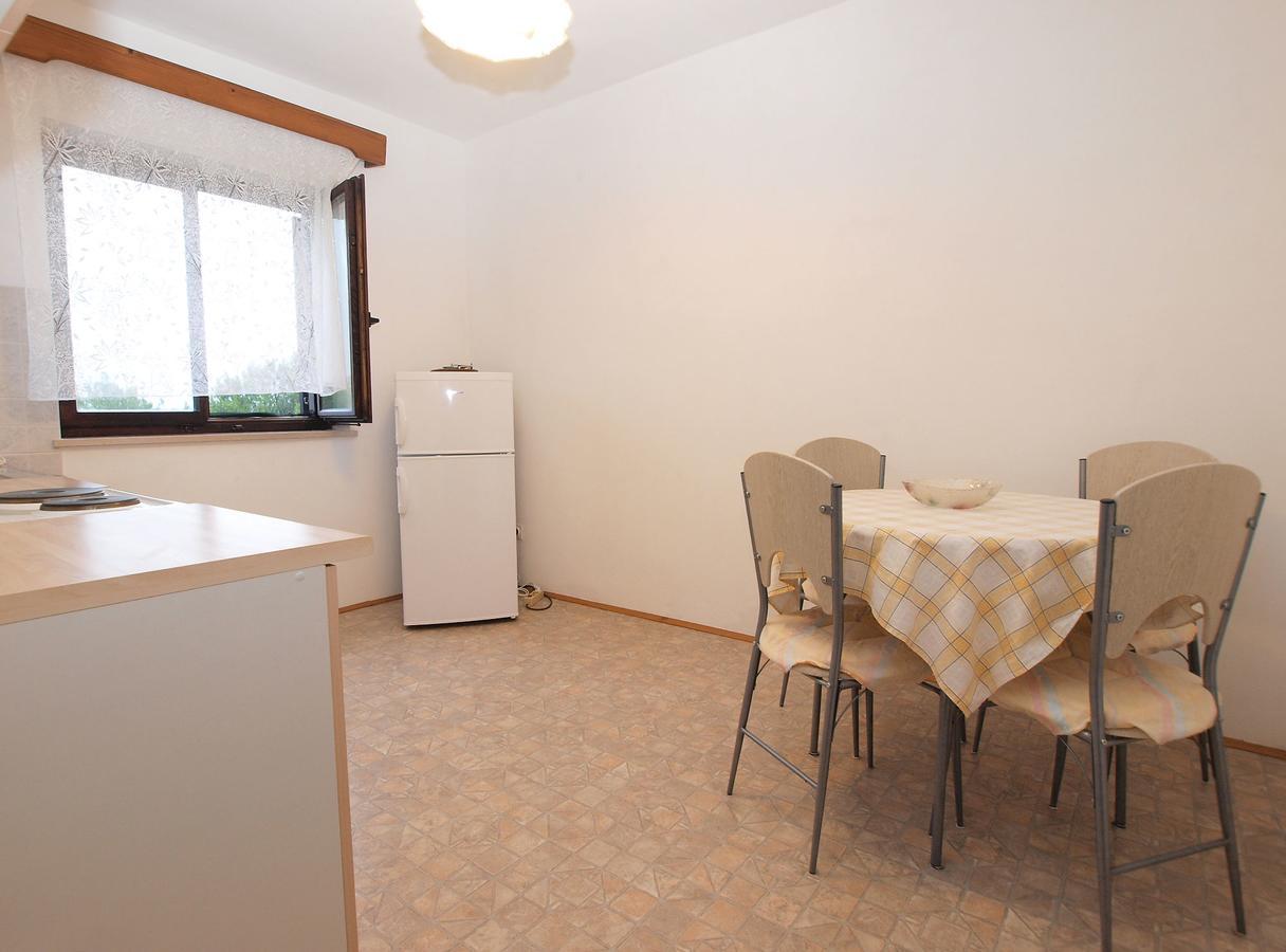Apartments Dvorine 1210 Банджоле Экстерьер фото